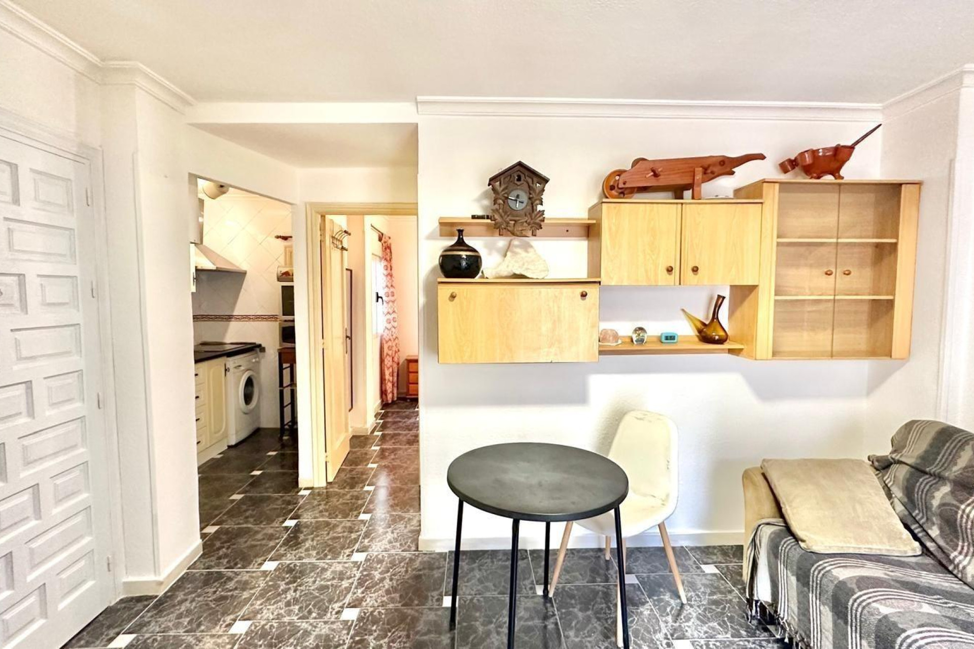 Revente - Attique - Torrevieja - Estacion de autobuses