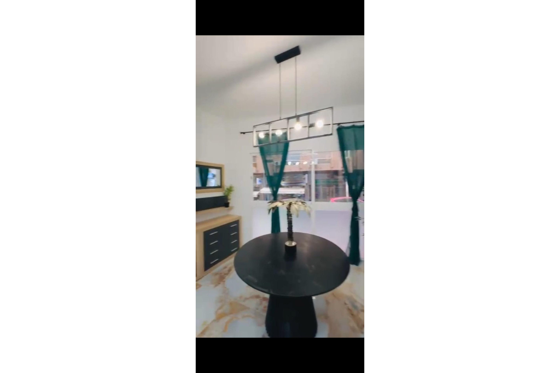 Revente - Bungalow - Rez-de-chaussée - Benidorm - Poniente