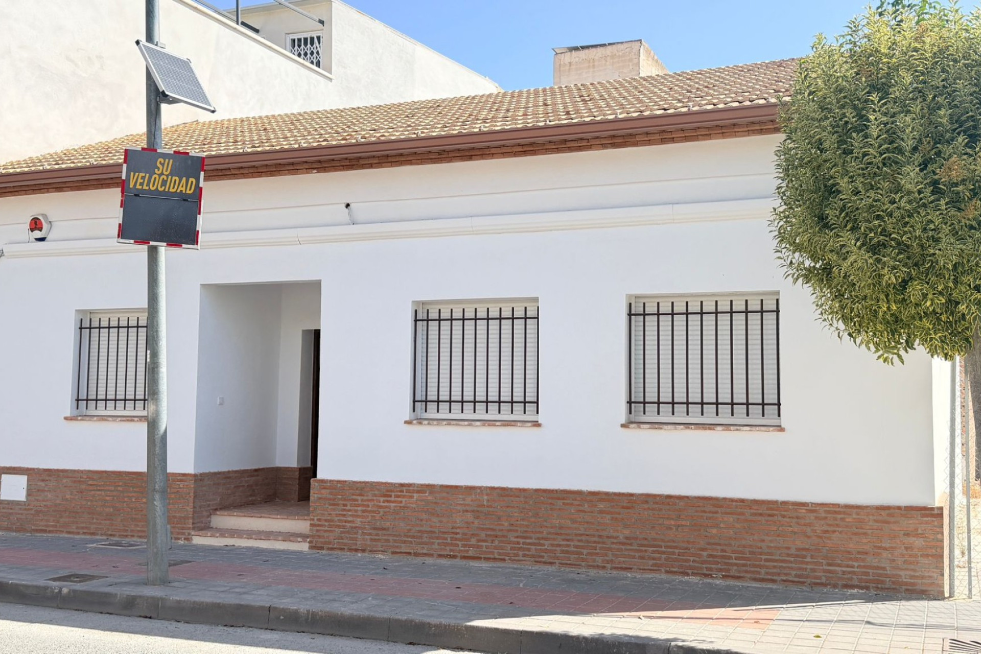 Revente - Bungalow - Rez-de-chaussée - Catral - Catral - Town