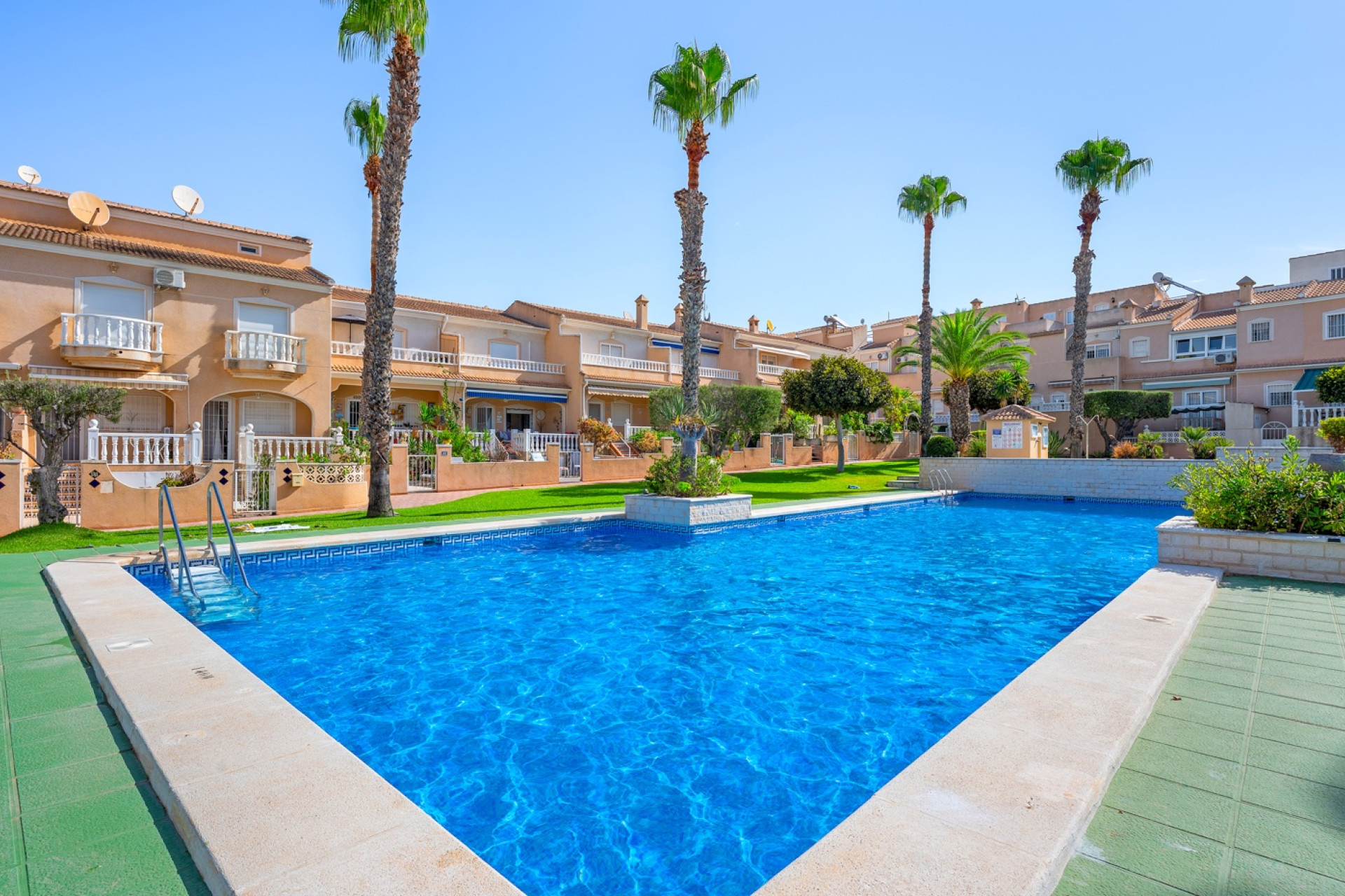 Revente - Bungalow - Rez-de-chaussée - Ciudad Quesada - Doña Pepa
