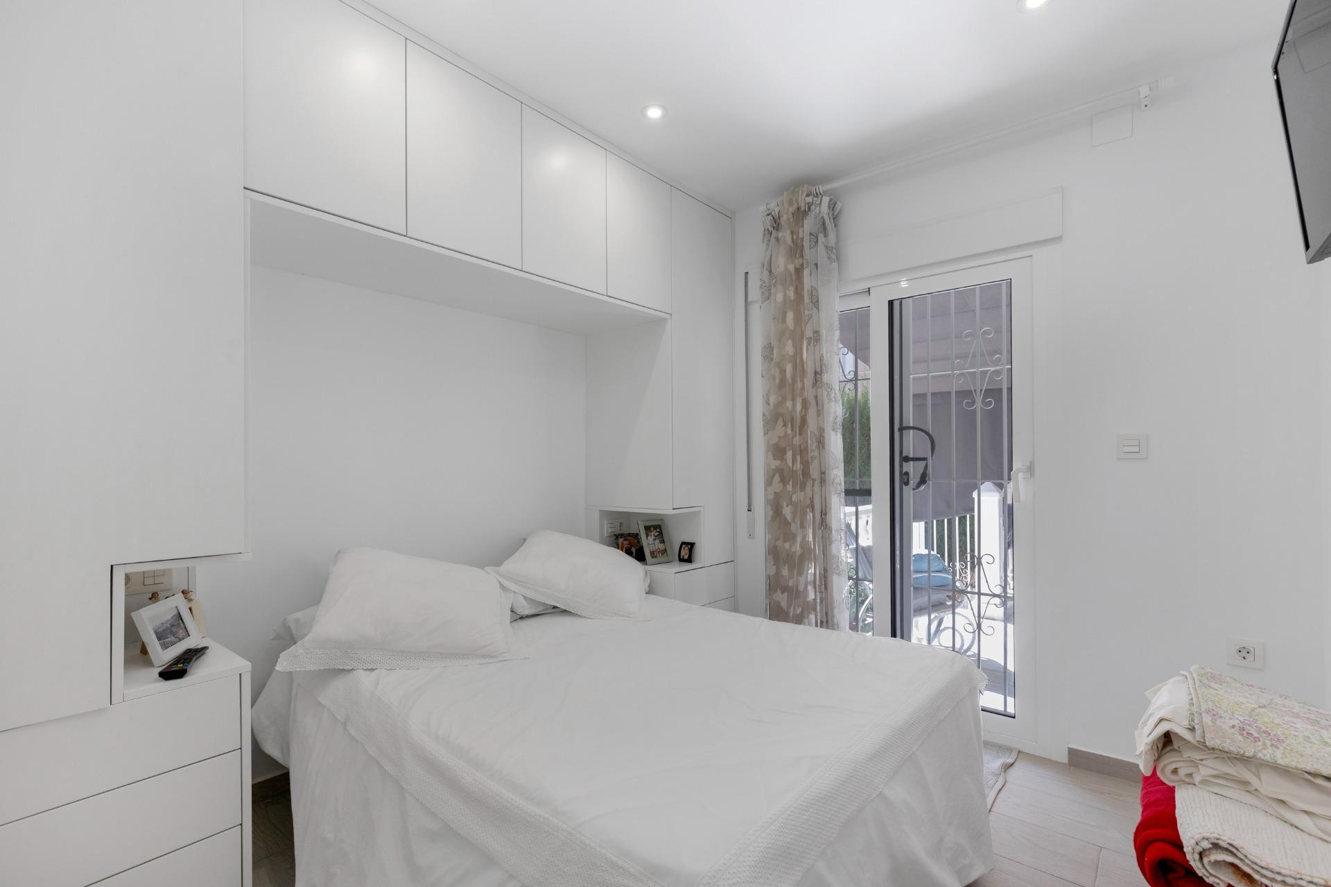 Revente - Bungalow - Rez-de-chaussée - Guardamar del Segura - Urbanizaciones