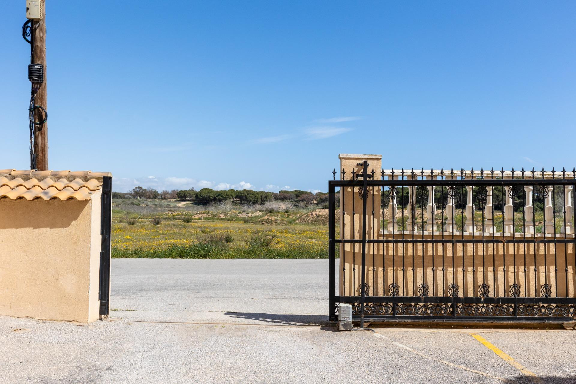 Revente - Bungalow - Rez-de-chaussée - Guardamar del Segura - Urbanizaciones