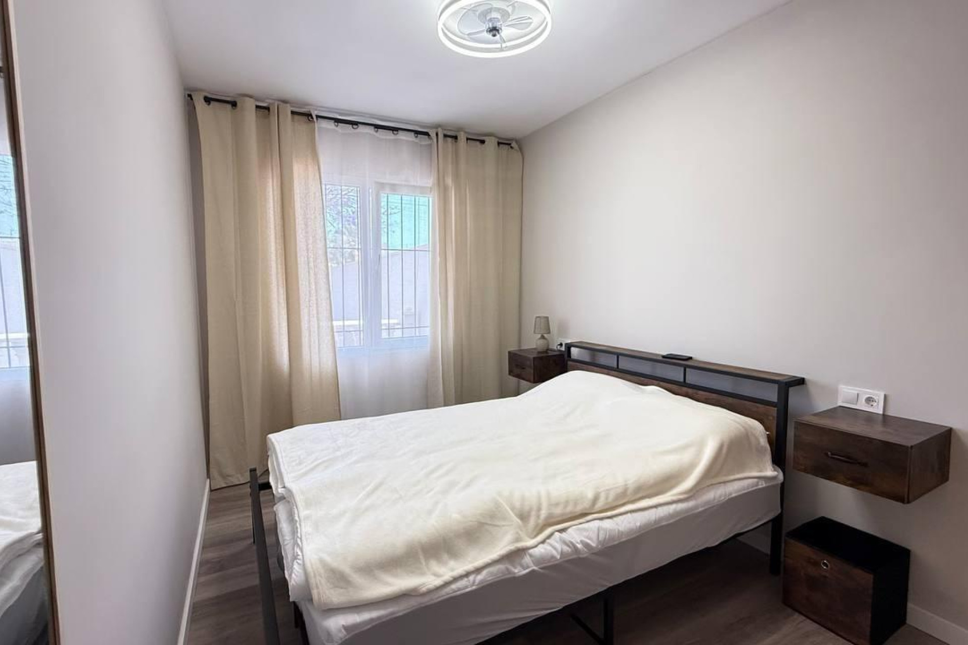 Revente - Bungalow - Rez-de-chaussée - Orihuela Costa - La Regia