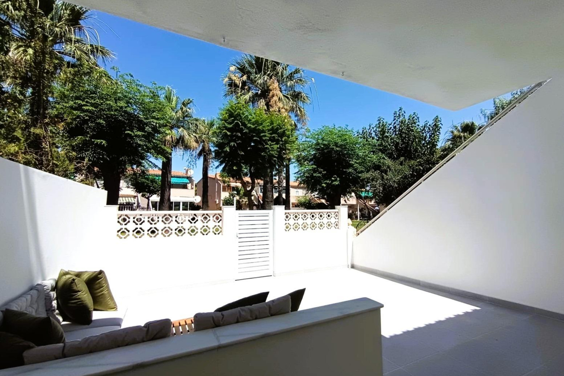 Revente - Bungalow - Rez-de-chaussée - Orihuela Costa - La Regia