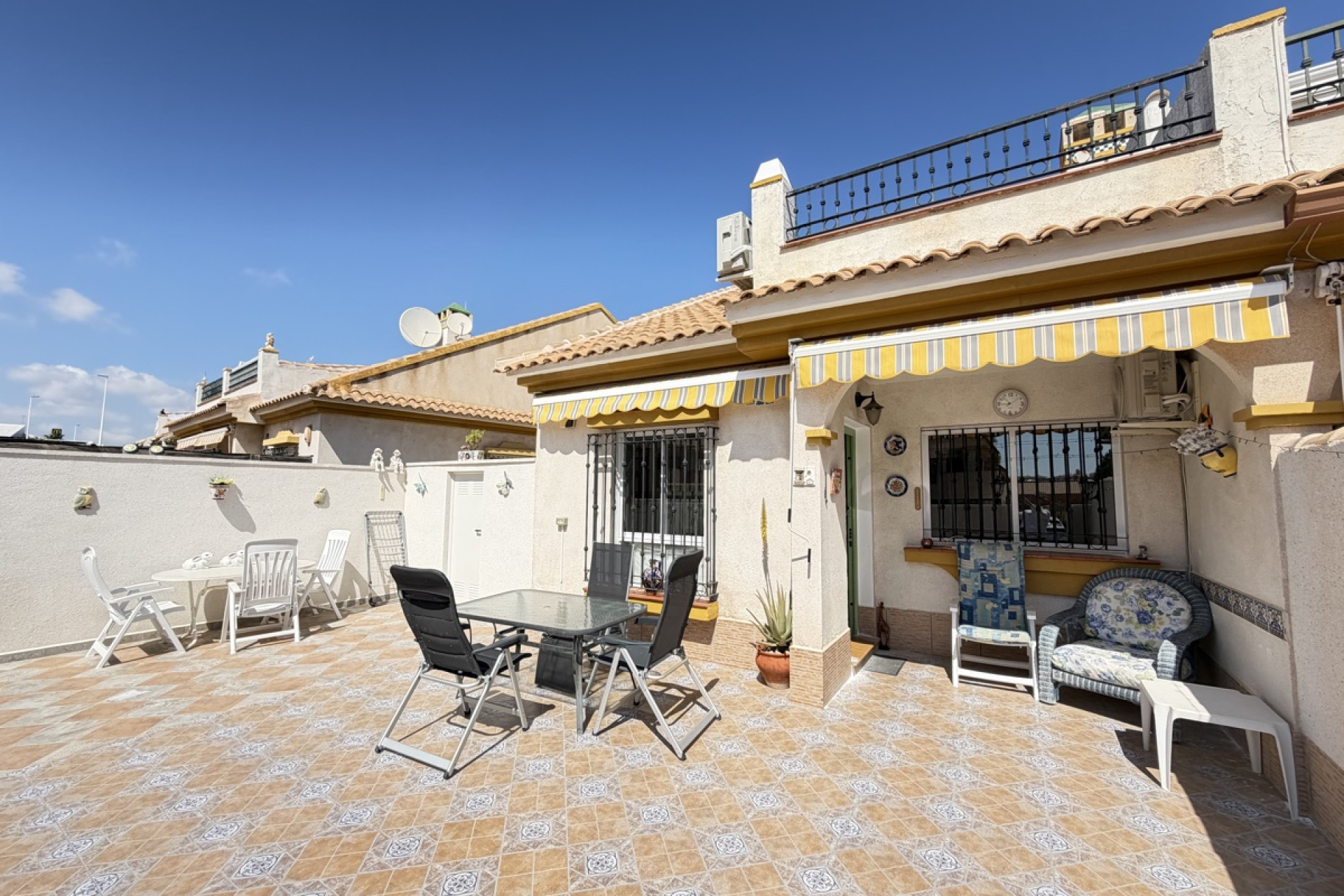 Revente - Bungalow - Rez-de-chaussée - Orihuela Costa - La Zenia