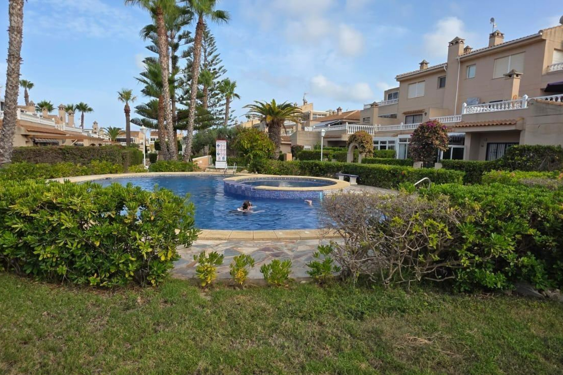 Revente - Bungalow - Rez-de-chaussée - Orihuela Costa - Lomas de Cabo Roig-Los Dolses
