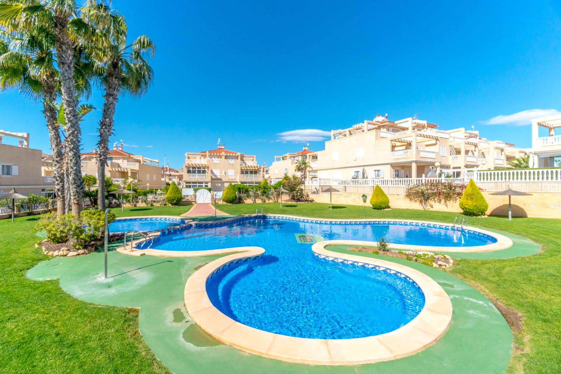Revente - Bungalow - Rez-de-chaussée - Orihuela Costa - Punta Prima