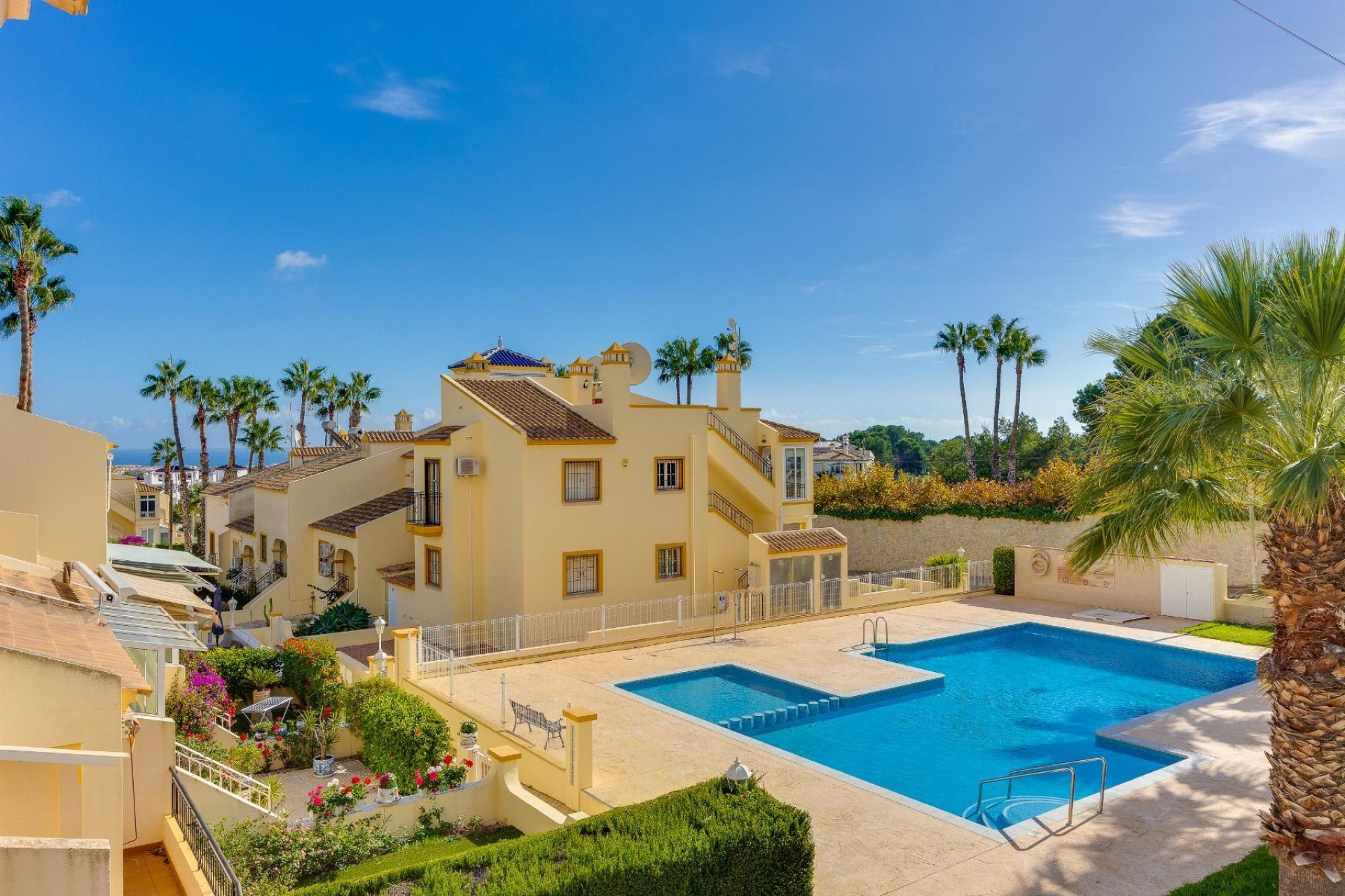 Revente - Bungalow - Rez-de-chaussée - Orihuela Costa - Villamartin