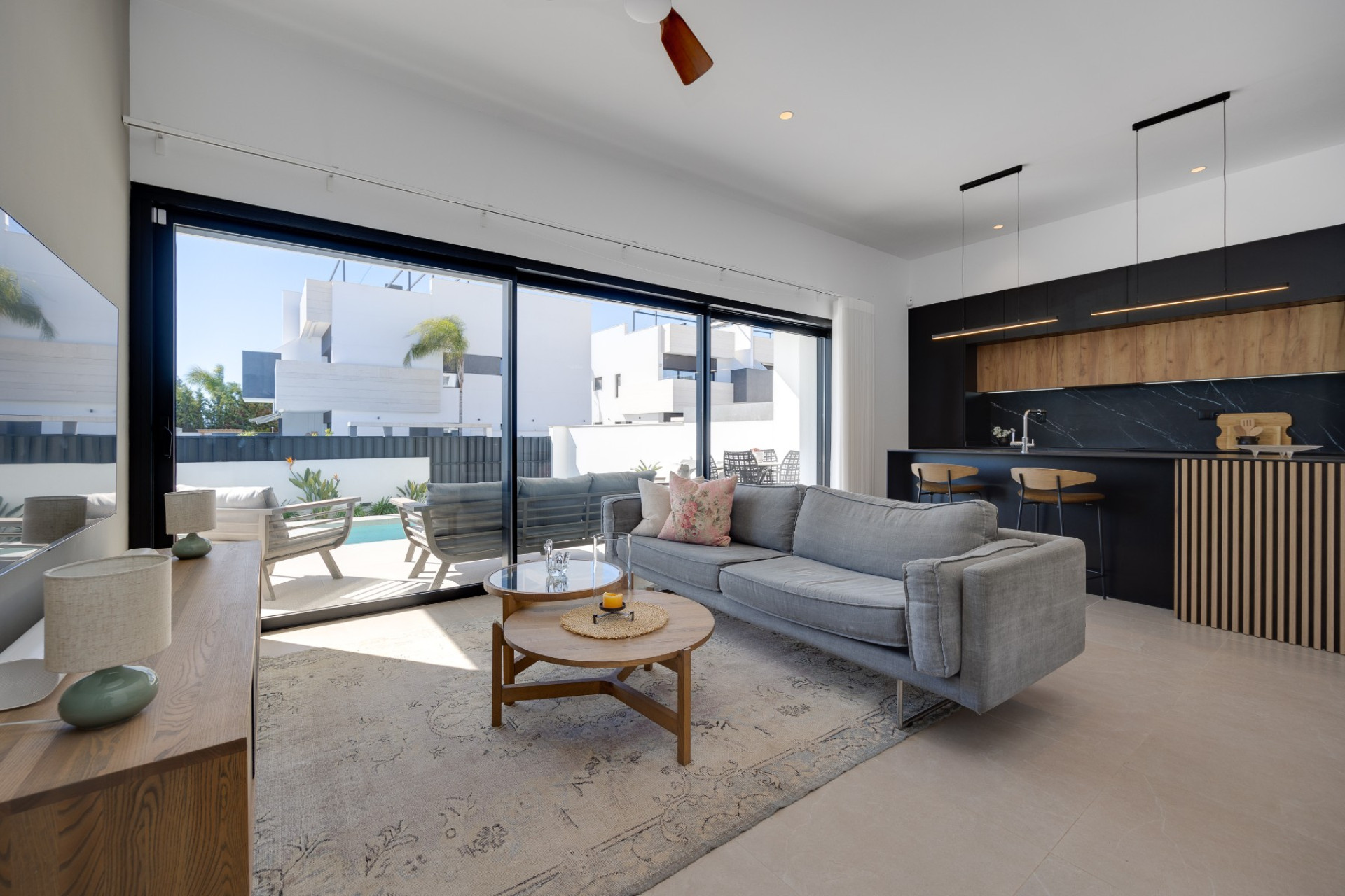 Revente - Bungalow - Rez-de-chaussée - Pilar de la Horadada - Costa Blanca Sur