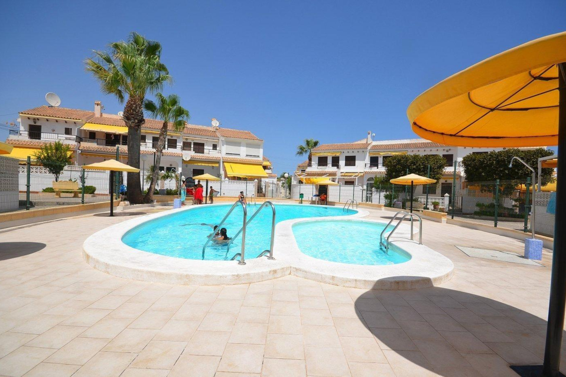 Revente - Bungalow - Rez-de-chaussée - Torrevieja - Aguas nuevas 2