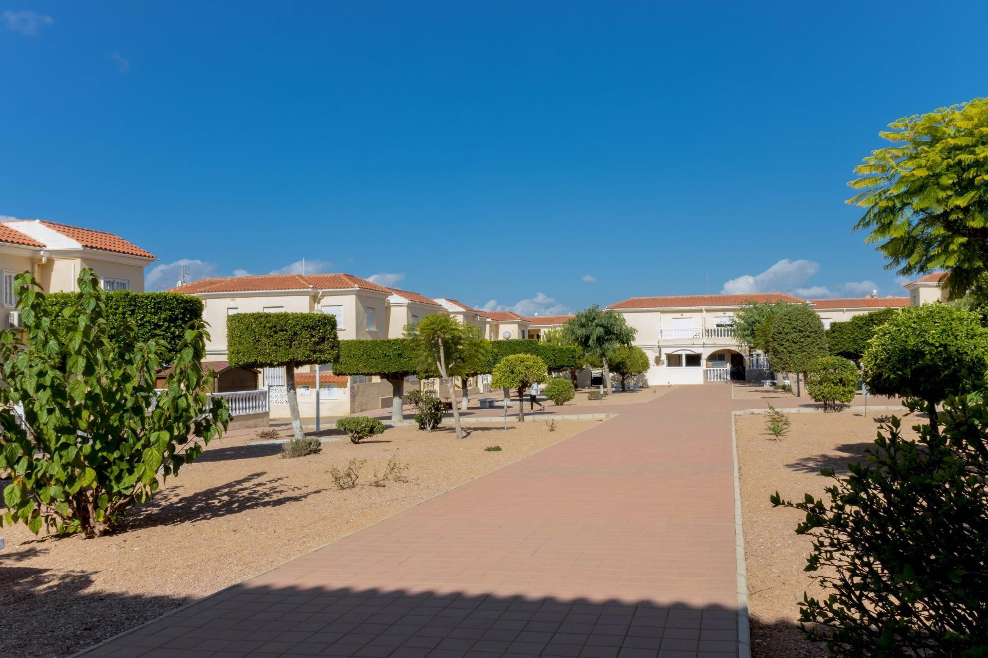 Revente - Bungalow - Rez-de-chaussée - Torrevieja - Aguas Nuevas