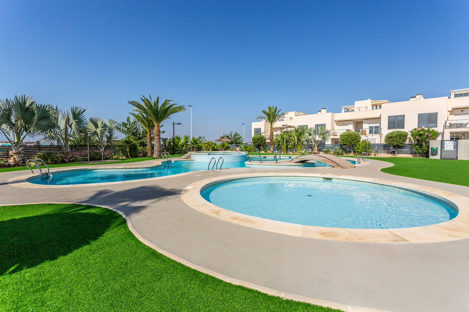 Revente - Bungalow - Rez-de-chaussée - Torrevieja - Aguas Nuevas