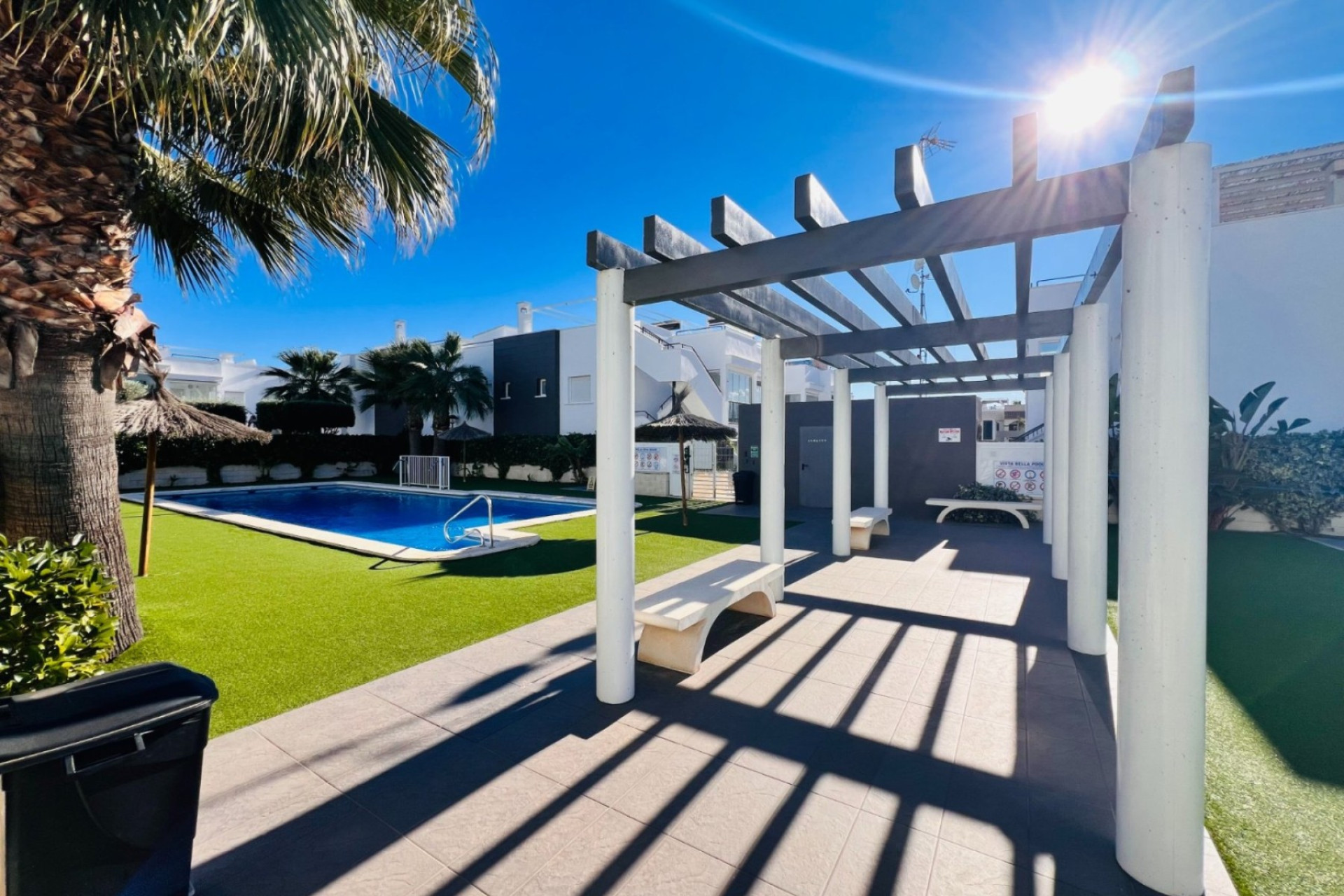 Revente - Bungalow - Rez-de-chaussée - Torrevieja - Aguas Nuevas