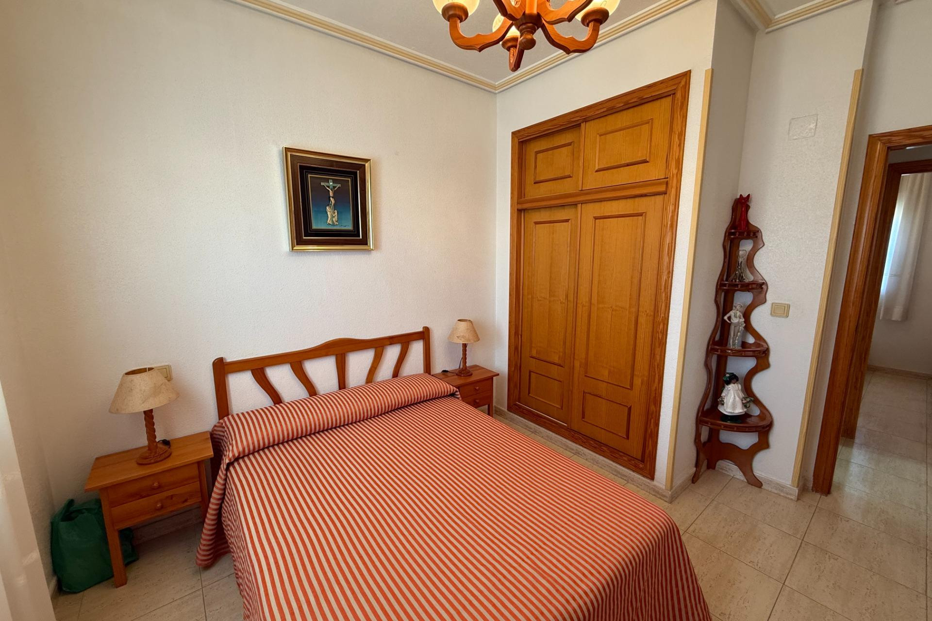 Revente - Bungalow - Rez-de-chaussée - Torrevieja - Aguas Nuevas