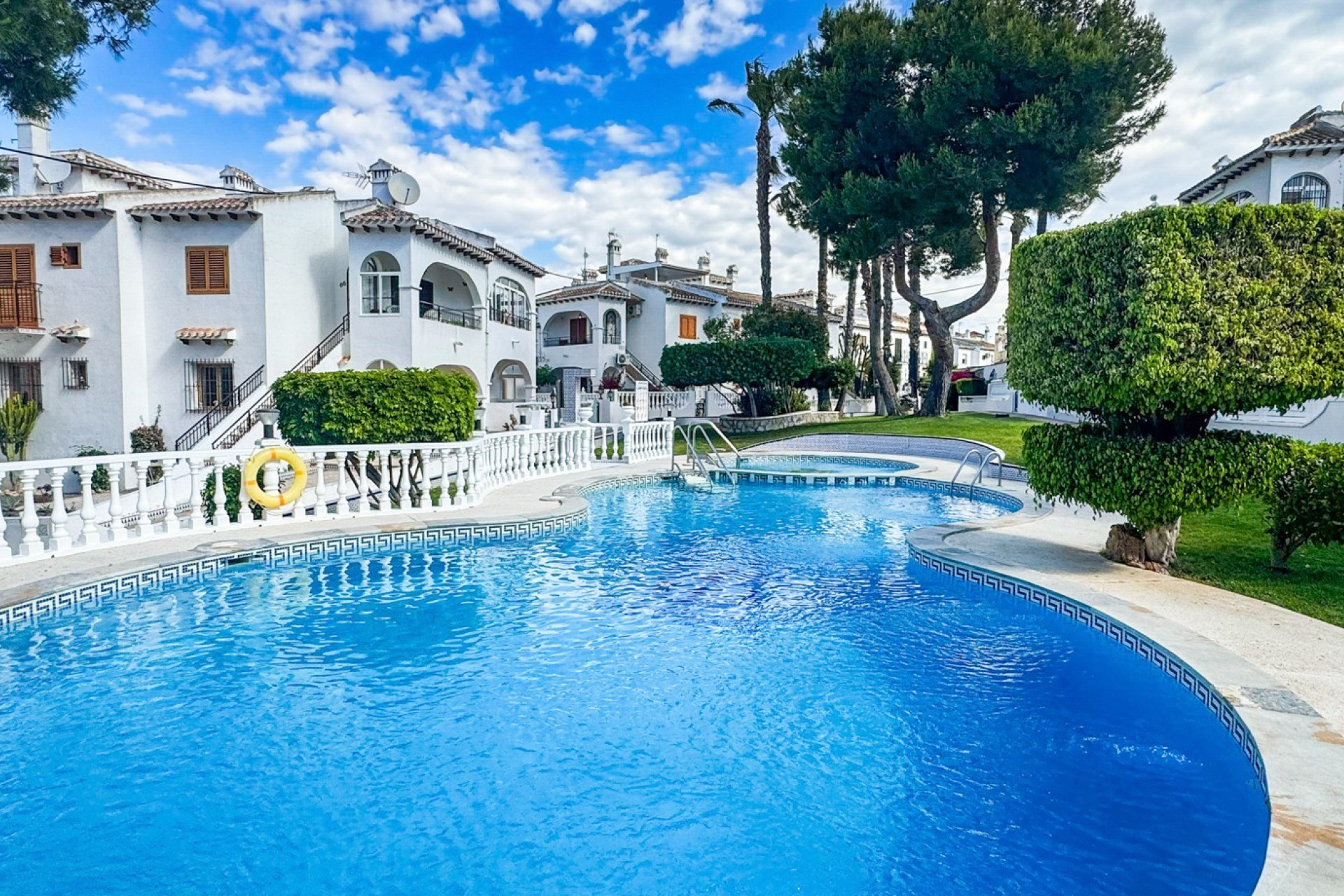 Revente - Bungalow - Rez-de-chaussée - Torrevieja - Aguas Nuevas