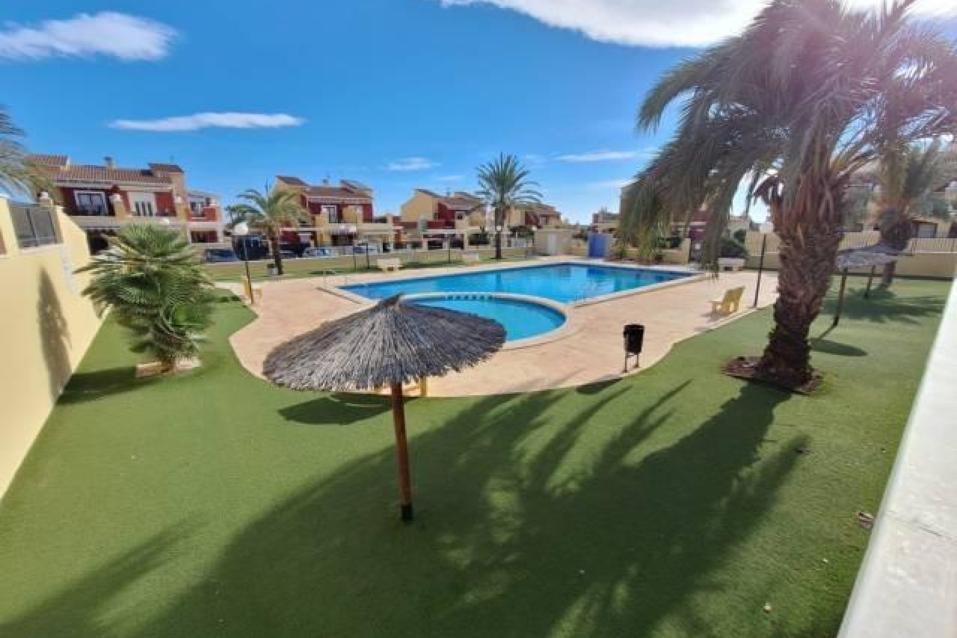Revente - Bungalow - Rez-de-chaussée - Torrevieja - Centro