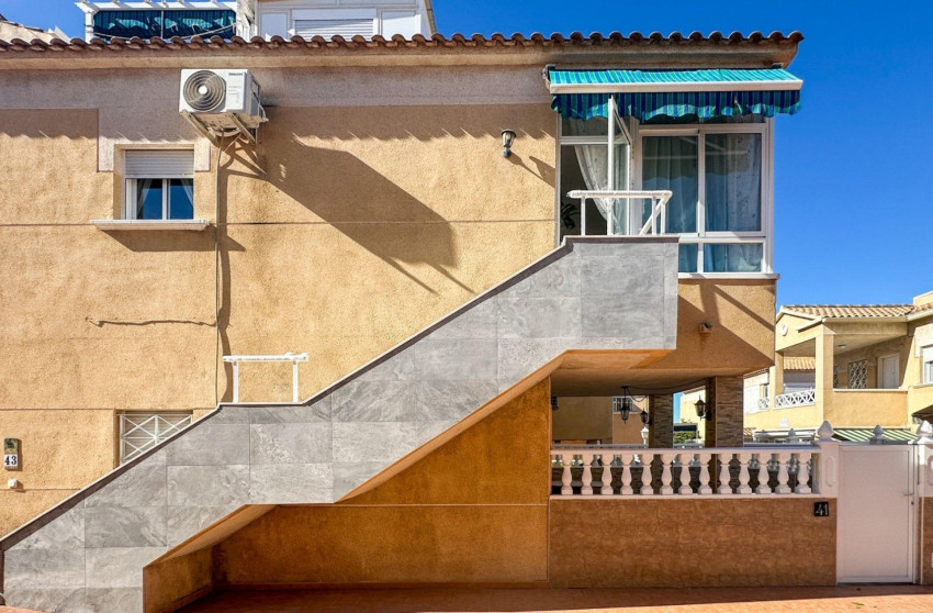 Revente - Bungalow - Rez-de-chaussée - Torrevieja - Centro