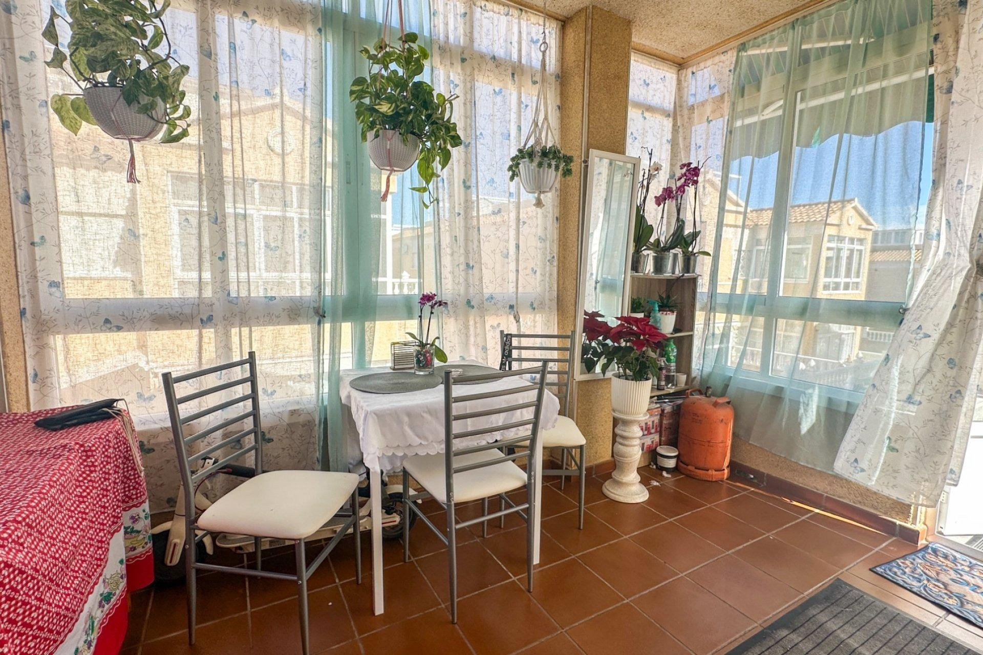 Revente - Bungalow - Rez-de-chaussée - Torrevieja - Centro