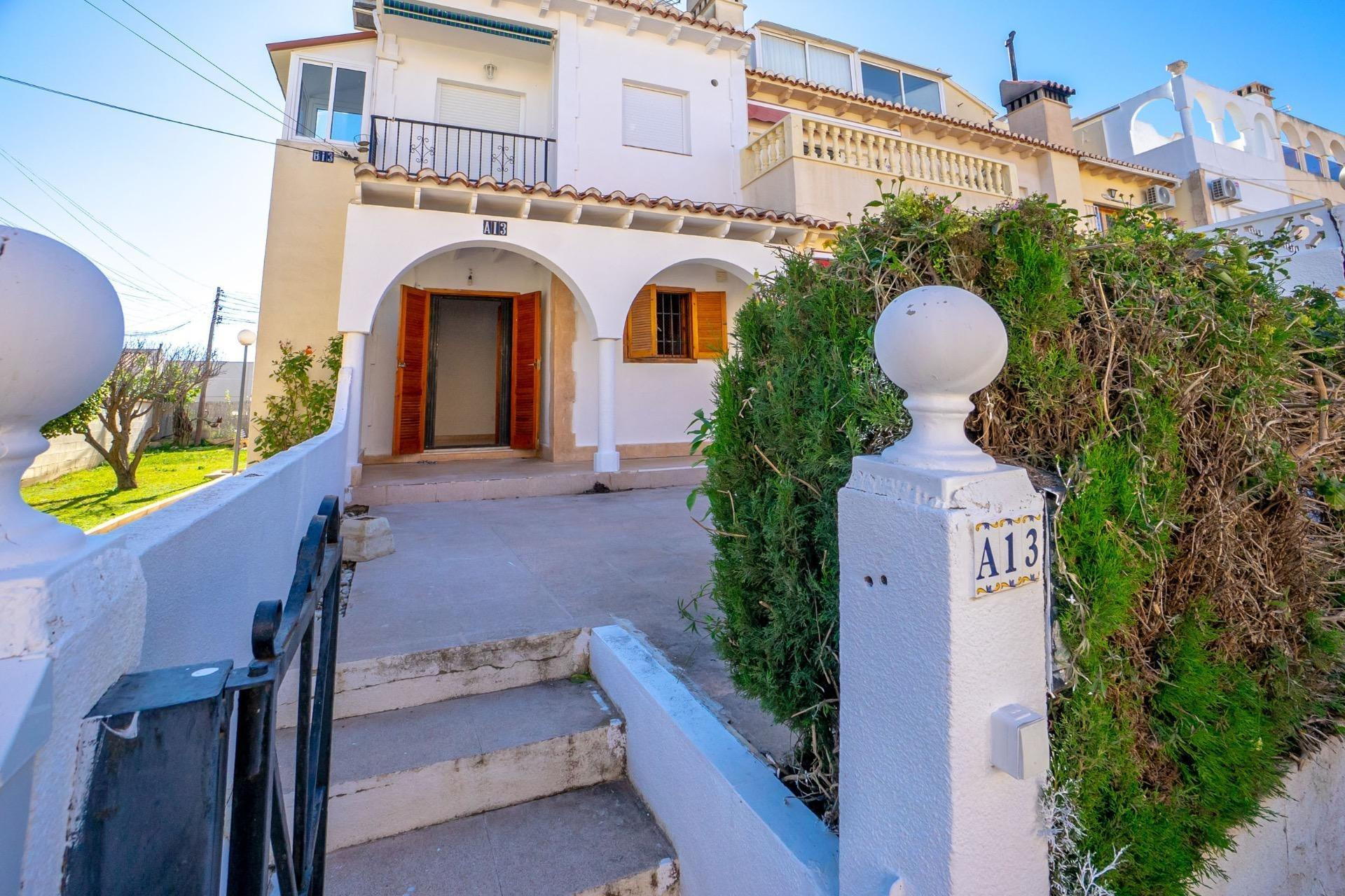 Revente - Bungalow - Rez-de-chaussée - Torrevieja - La Siesta - El Salado - Torreta