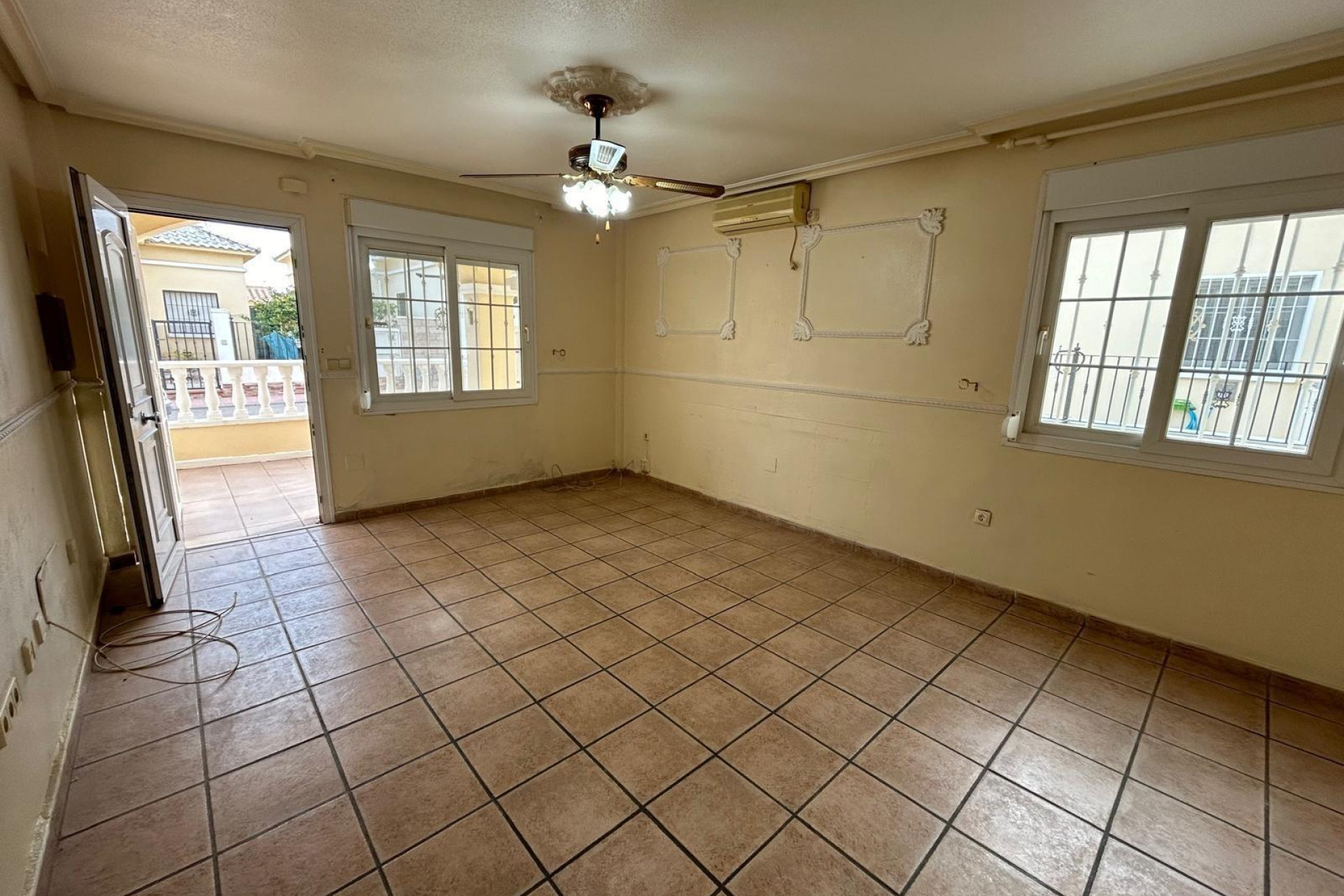 Revente - Bungalow - Rez-de-chaussée - Torrevieja - La siesta