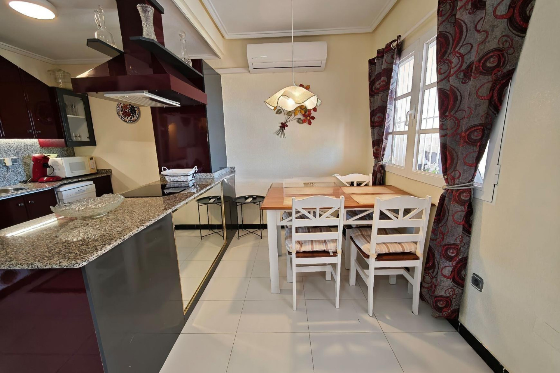 Revente - Bungalow - Rez-de-chaussée - Torrevieja - La siesta