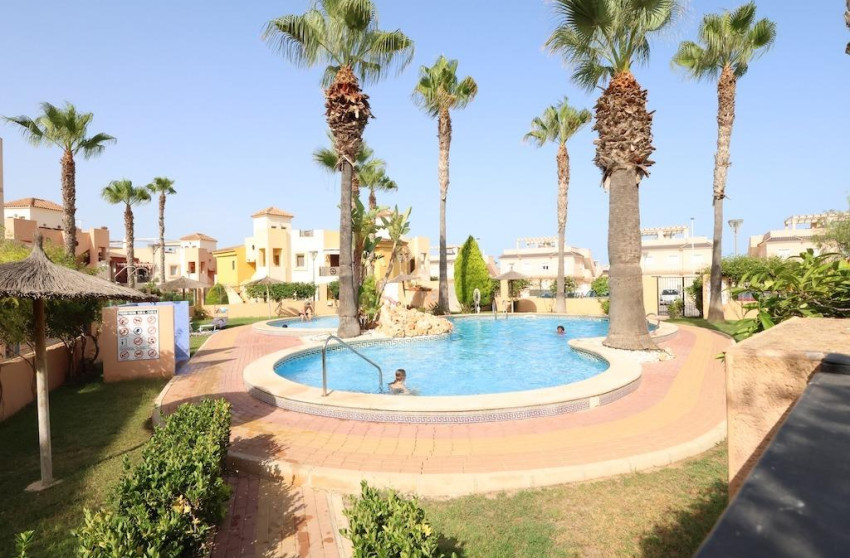 Revente - Bungalow - Rez-de-chaussée - Torrevieja - Los altos