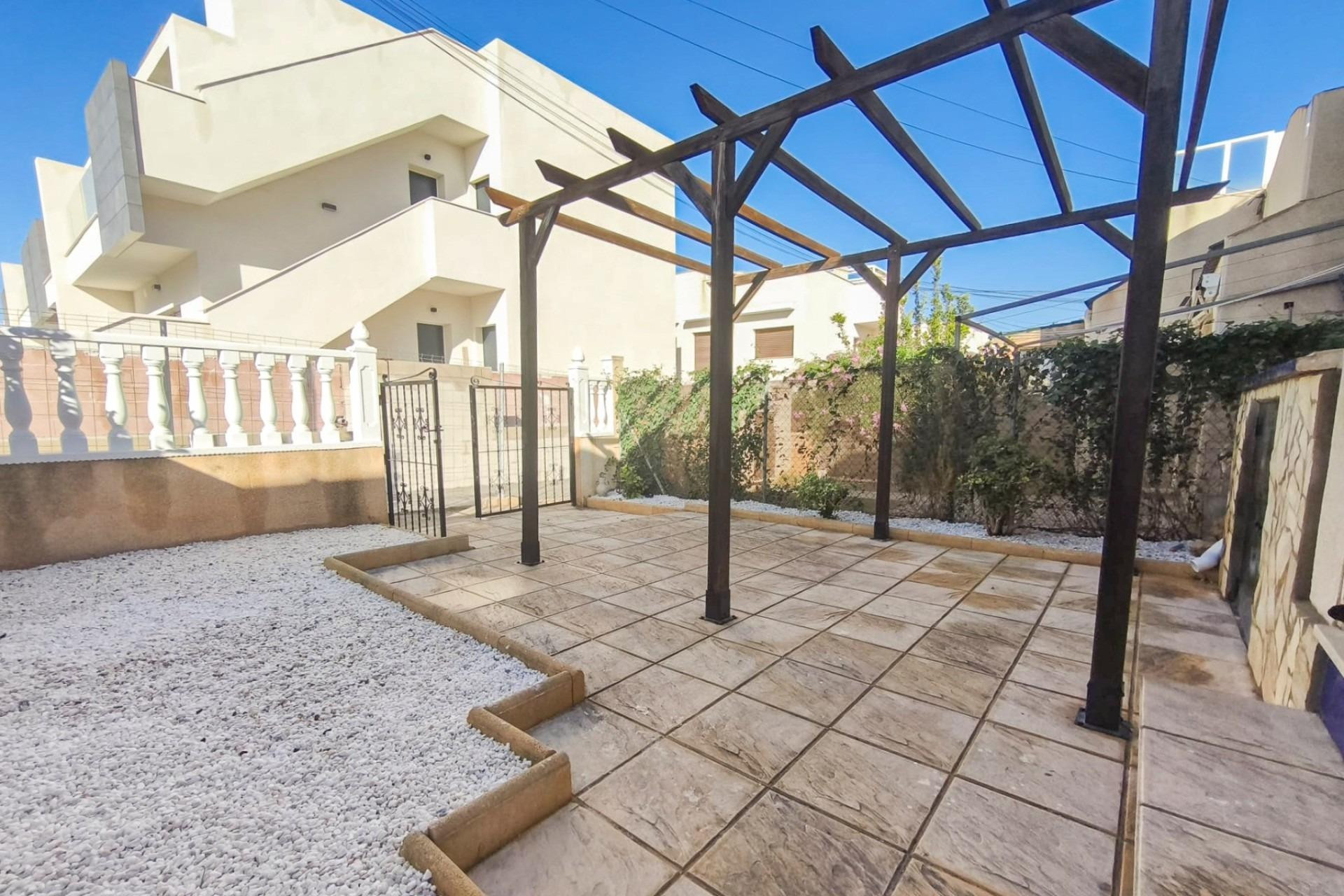 Revente - Bungalow - Rez-de-chaussée - Torrevieja - Los balcones
