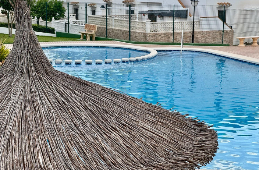 Revente - Bungalow - Rez-de-chaussée - Torrevieja - Los balcones