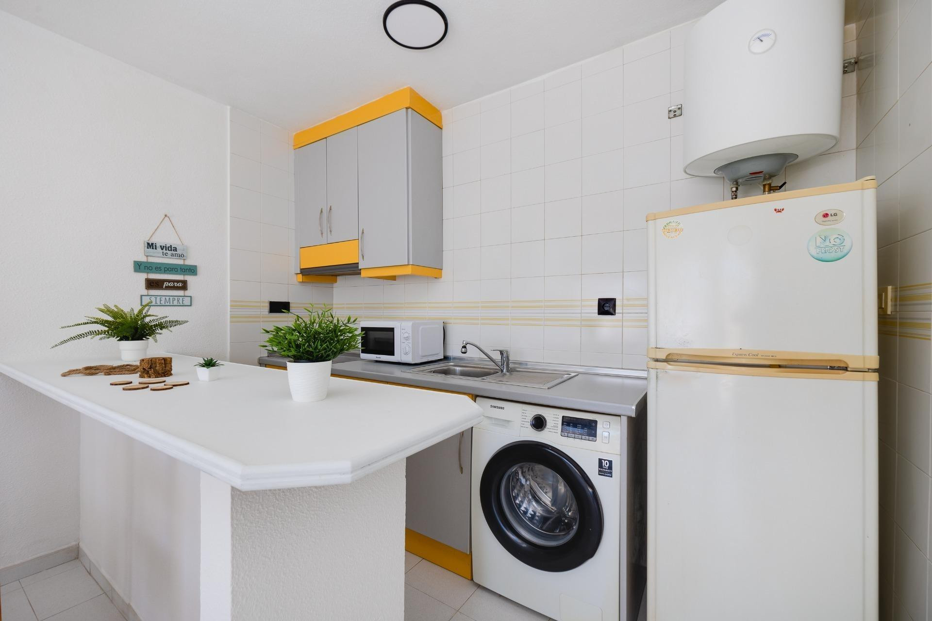 Revente - Bungalow - Rez-de-chaussée - Torrevieja - Los balcones