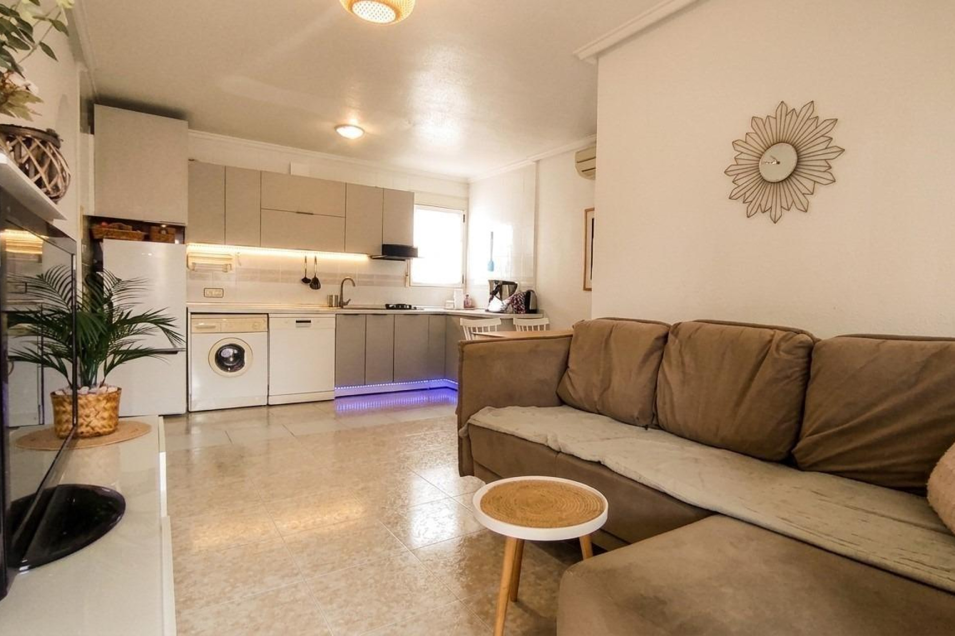 Revente - Bungalow - Rez-de-chaussée - Torrevieja - Los balcones