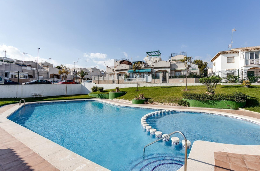 Revente - Bungalow - Rez-de-chaussée - Torrevieja - Los balcones
