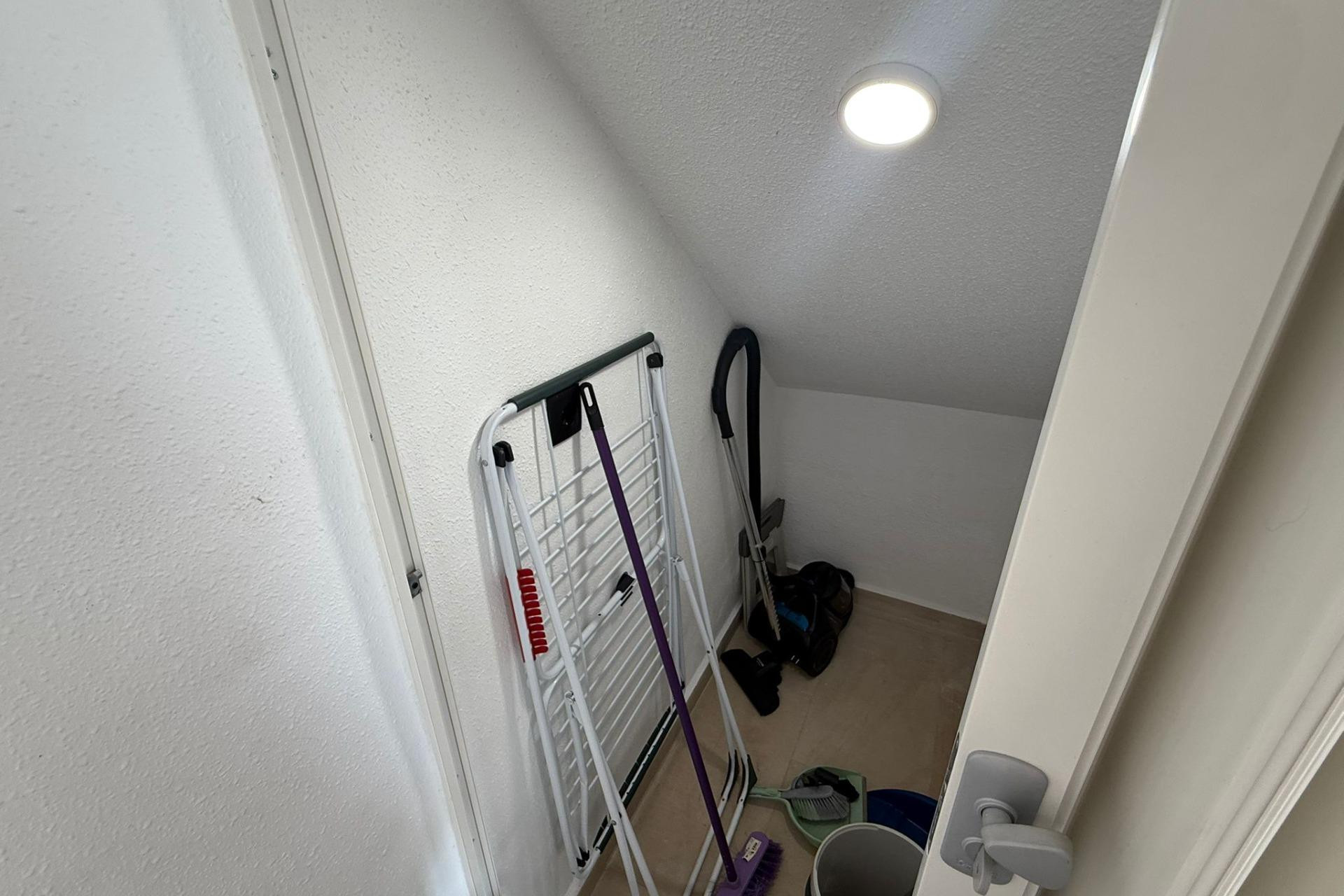 Revente - Bungalow - Rez-de-chaussée - Torrevieja - Miramar - Torre del Moro