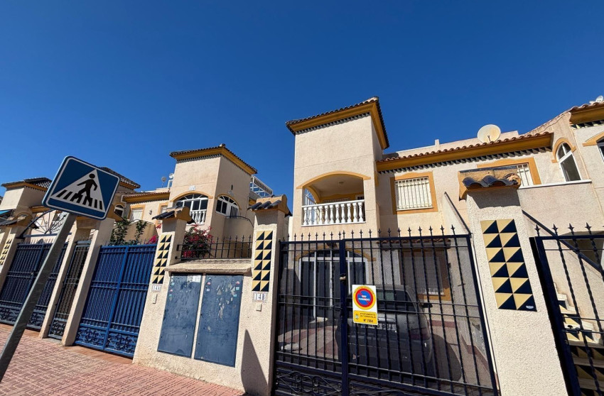 Revente - Bungalow - Rez-de-chaussée - Torrevieja - Paseo maritimo
