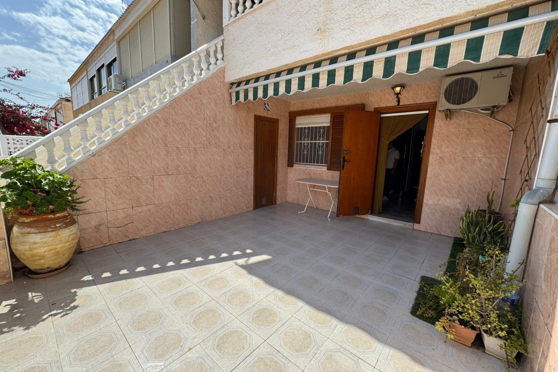 Revente - Bungalow - Rez-de-chaussée - Torrevieja - Playa de los Naufragos