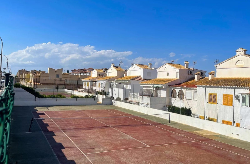 Revente - Bungalow - Rez-de-chaussée - Torrevieja - Torre la mata