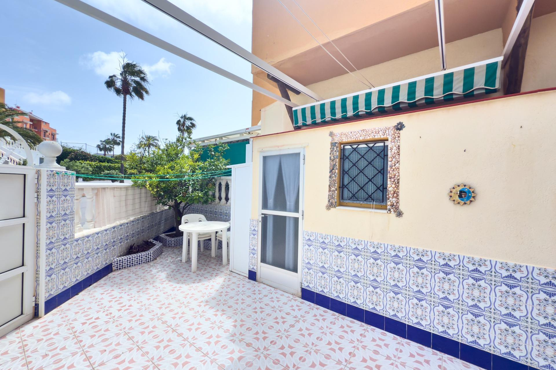 Revente - Bungalow - Rez-de-chaussée - Torrevieja - Torreblanca