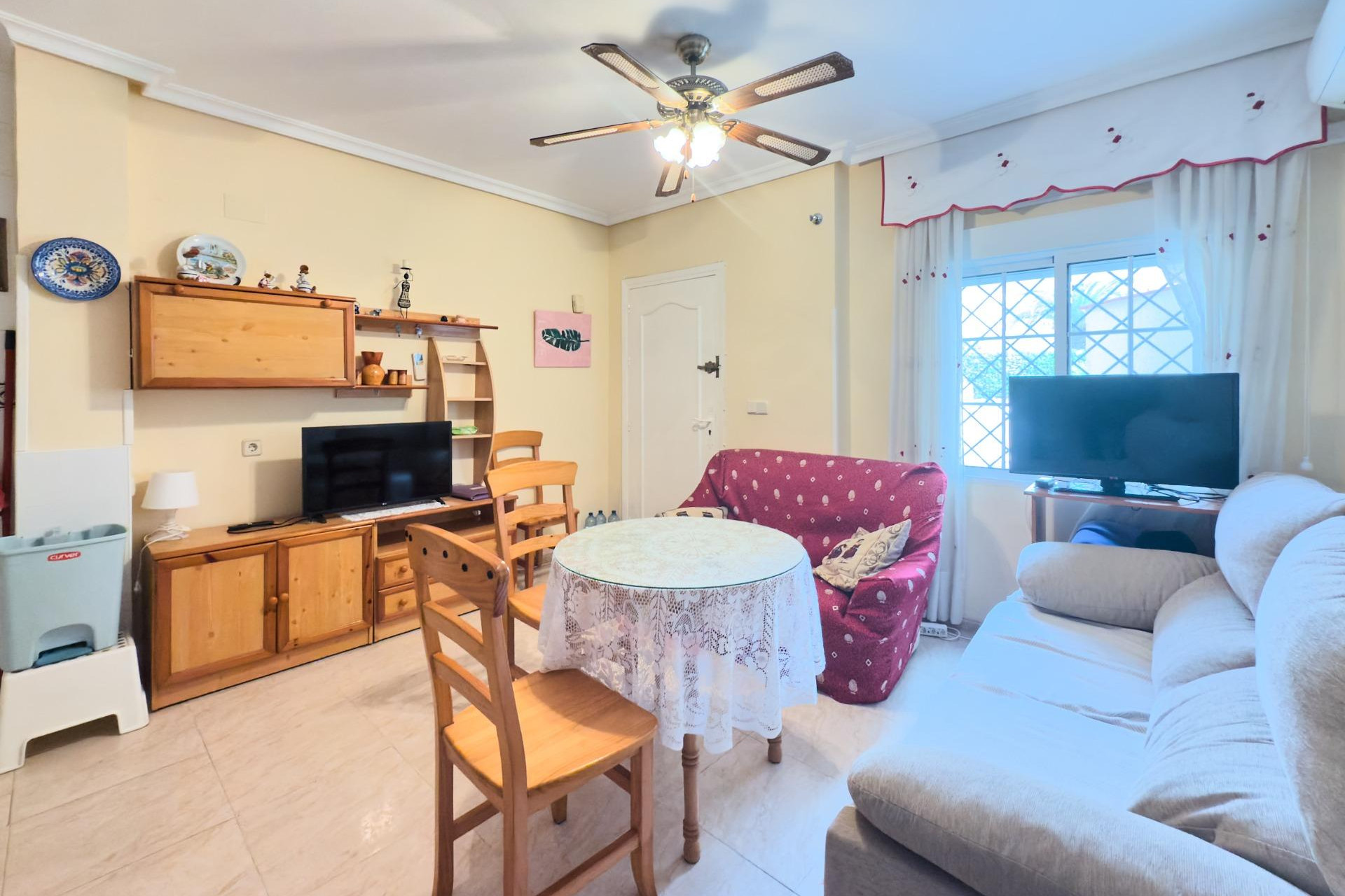 Revente - Bungalow - Rez-de-chaussée - Torrevieja - Torreblanca