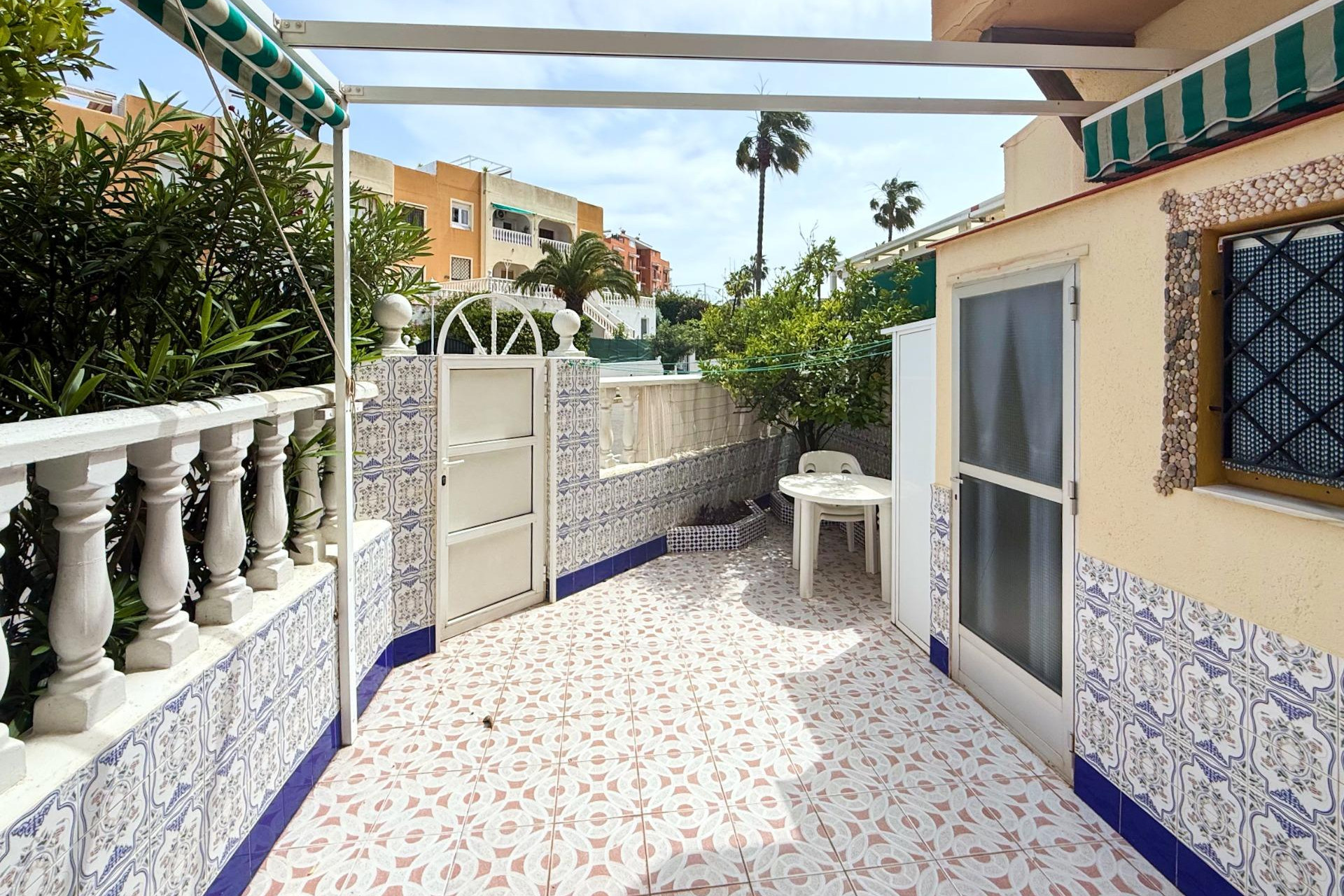 Revente - Bungalow - Rez-de-chaussée - Torrevieja - Torreblanca