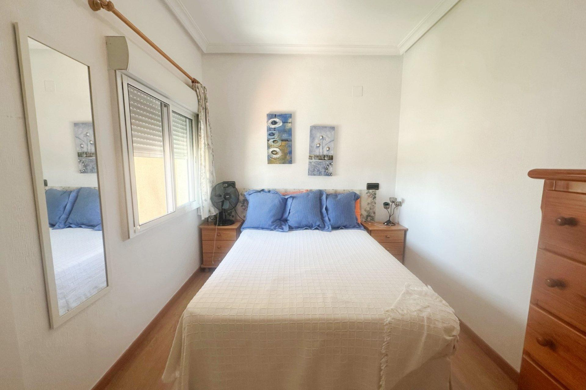Revente - Bungalow - Rez-de-chaussée - Torrevieja - Torreblanca