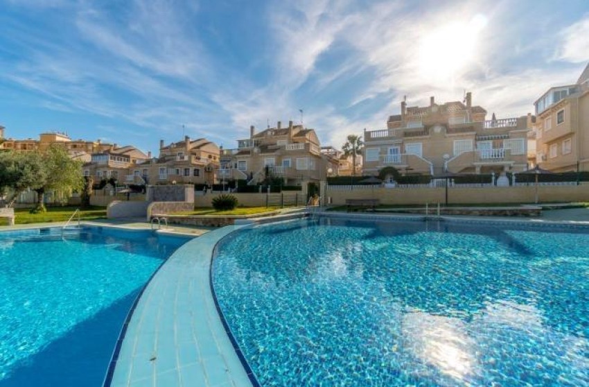 Revente - Bungalow - Rez-de-chaussée - Torrevieja - Torreblanca