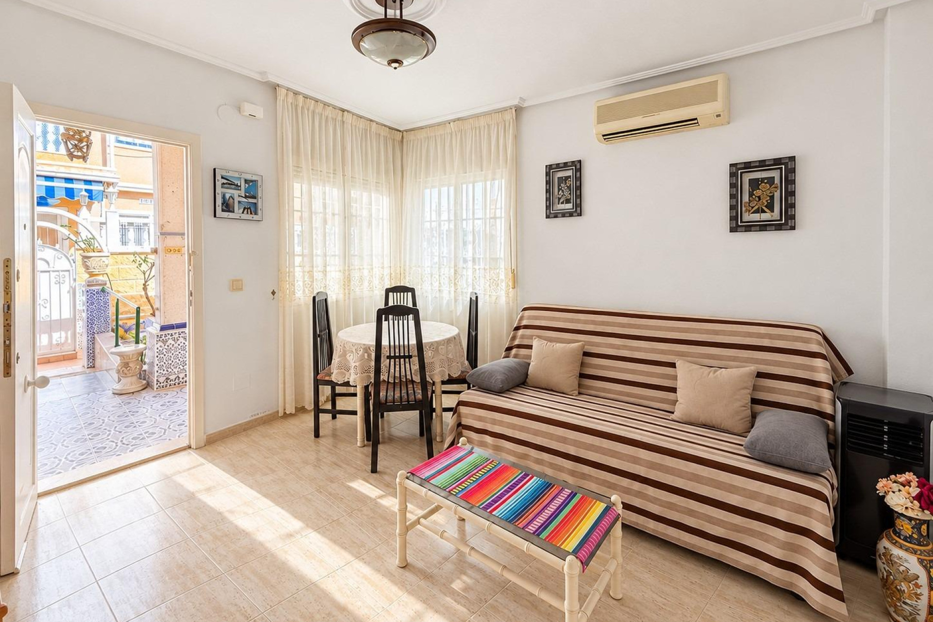 Revente - Bungalow - Rez-de-chaussée - Torrevieja - Torreblanca