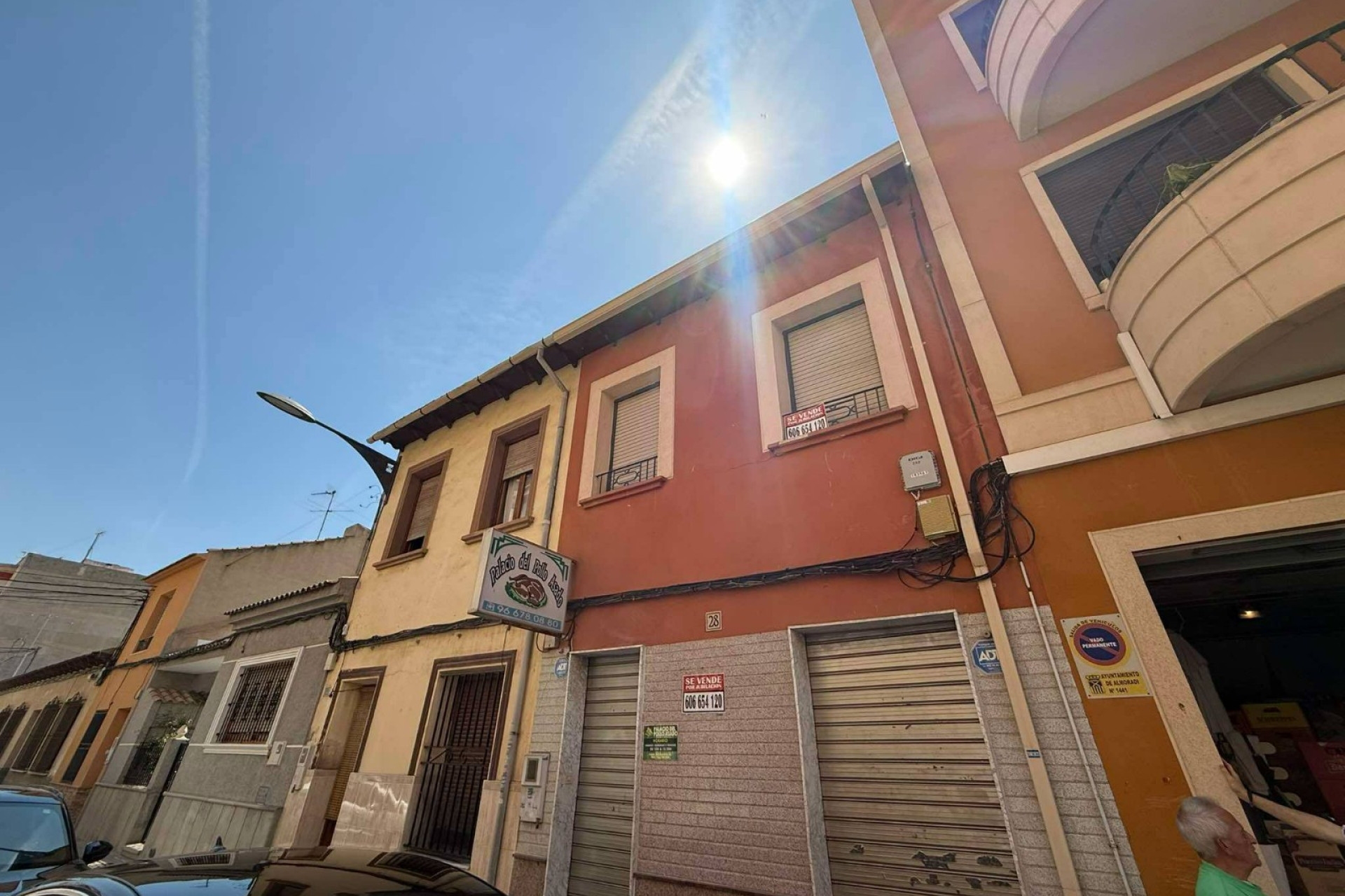 Revente - Business - Almoradí