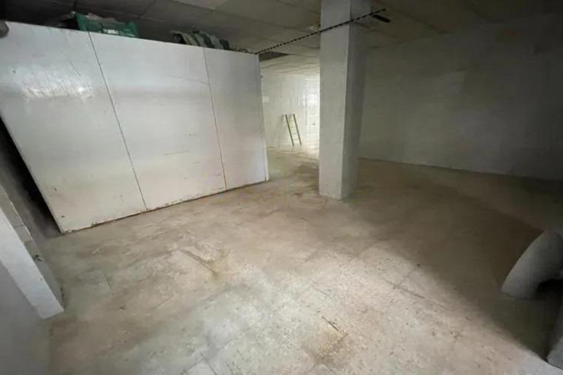 Revente - Commercial - Alicante - Altozano