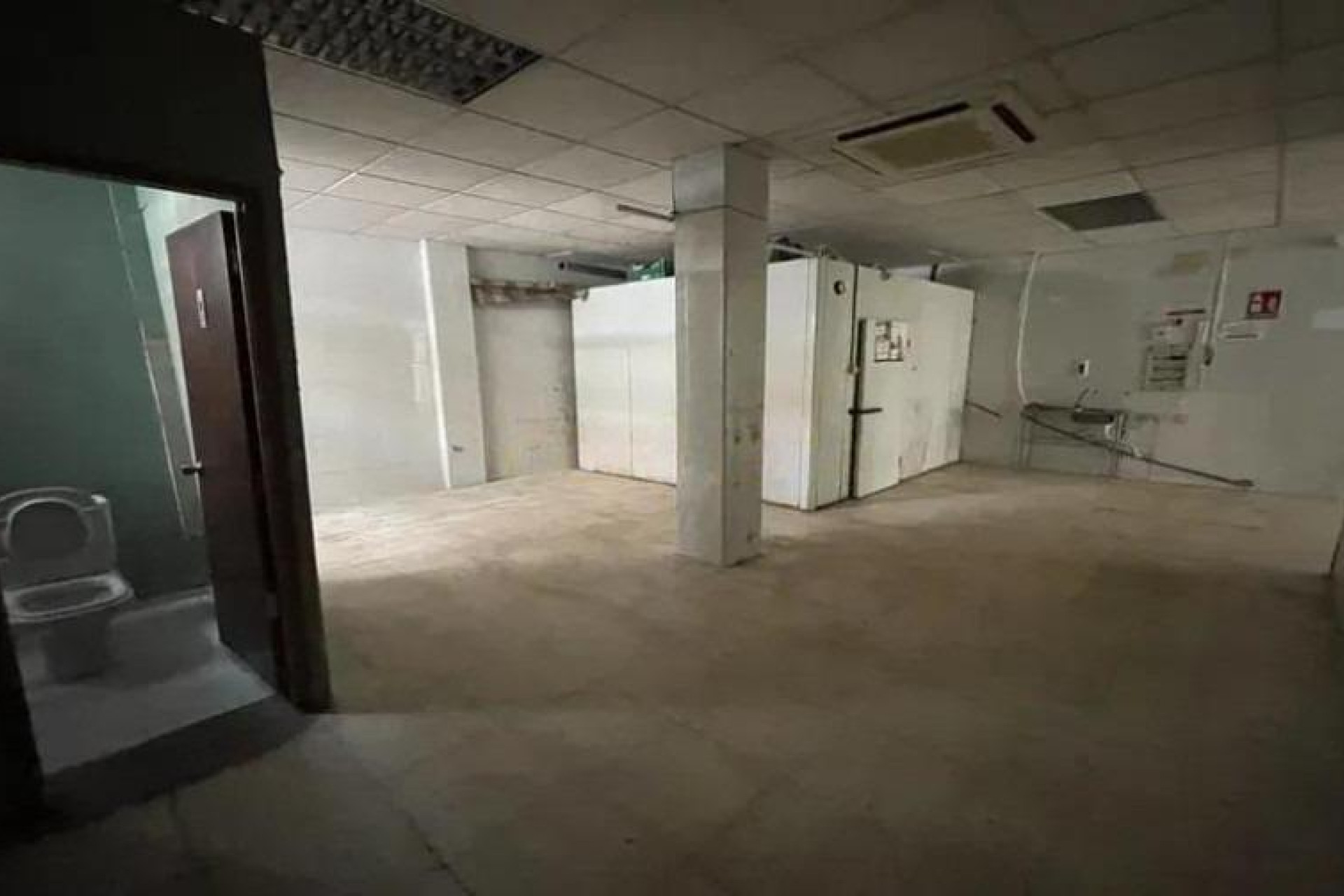 Revente - Commercial - Alicante - Altozano