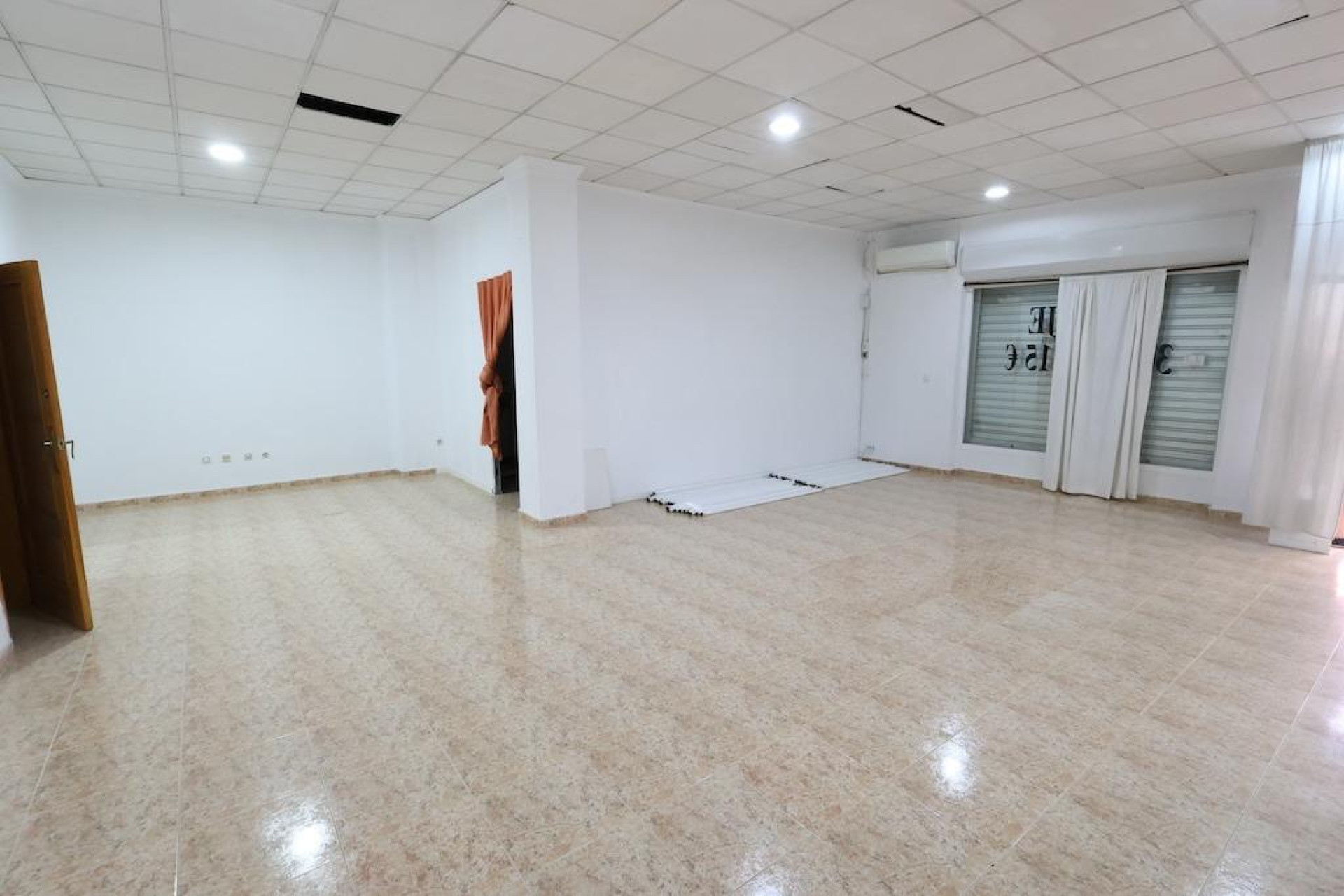 Revente - Commercial - Torrevieja - Centro