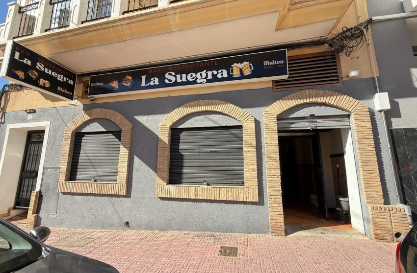 Revente - Commercial - Torrevieja - Estacion de autobuses