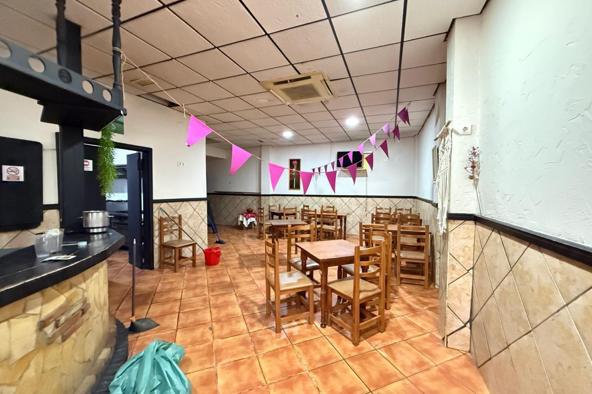 Revente - Commercial - Torrevieja - Estacion de autobuses