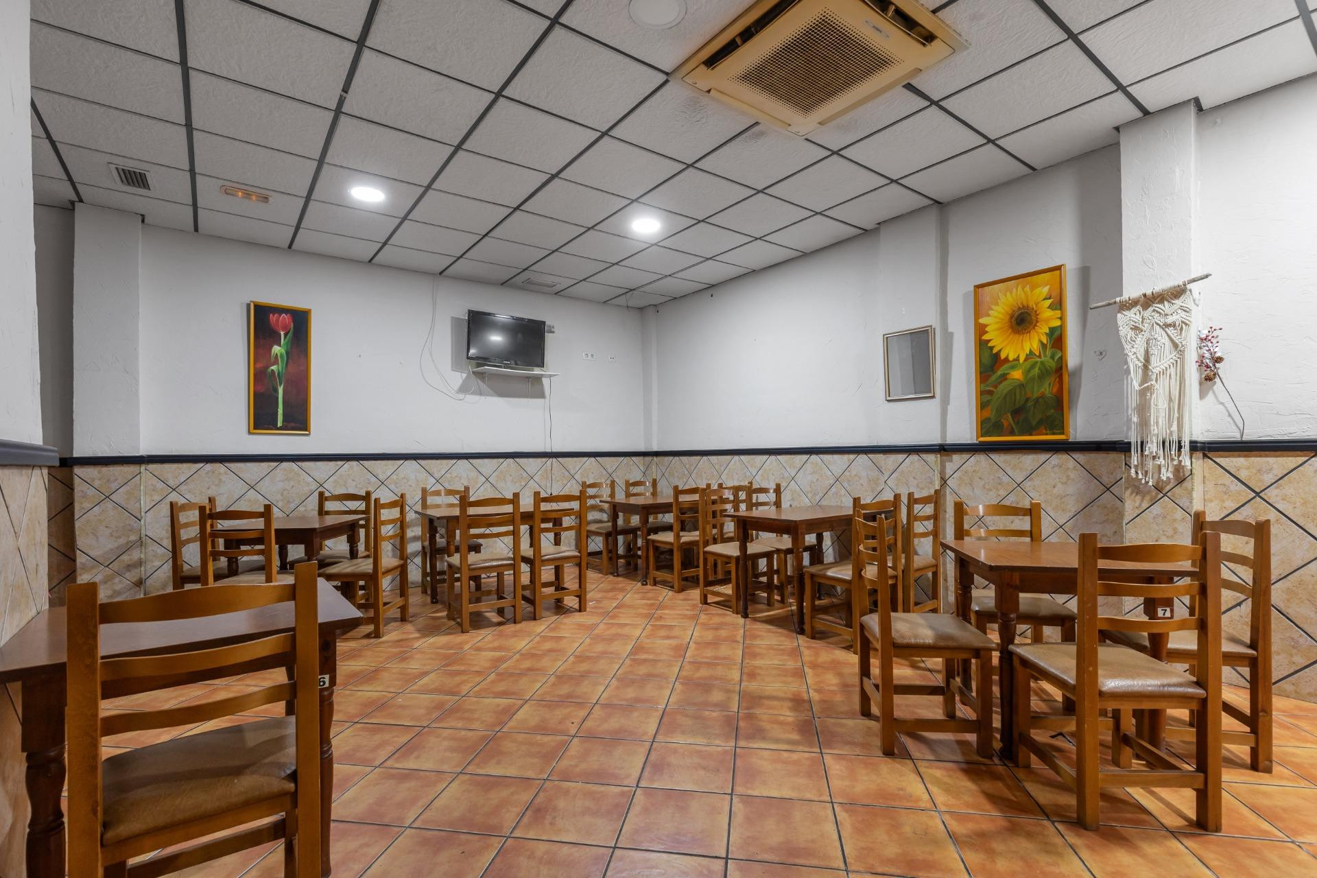 Revente - Commercial - Torrevieja - Estacion de autobuses