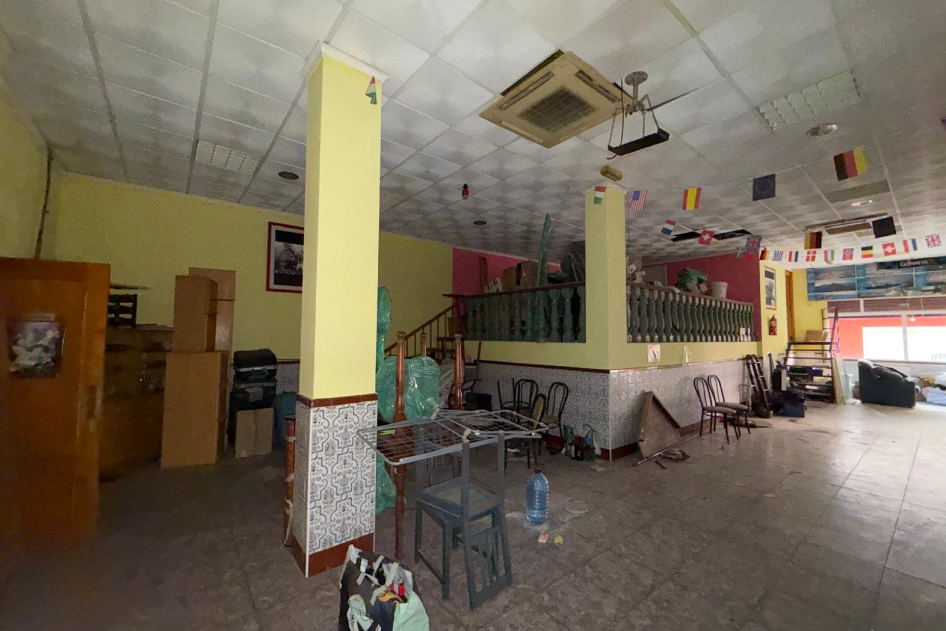 Revente - Commercial - Torrevieja - Playa del cura