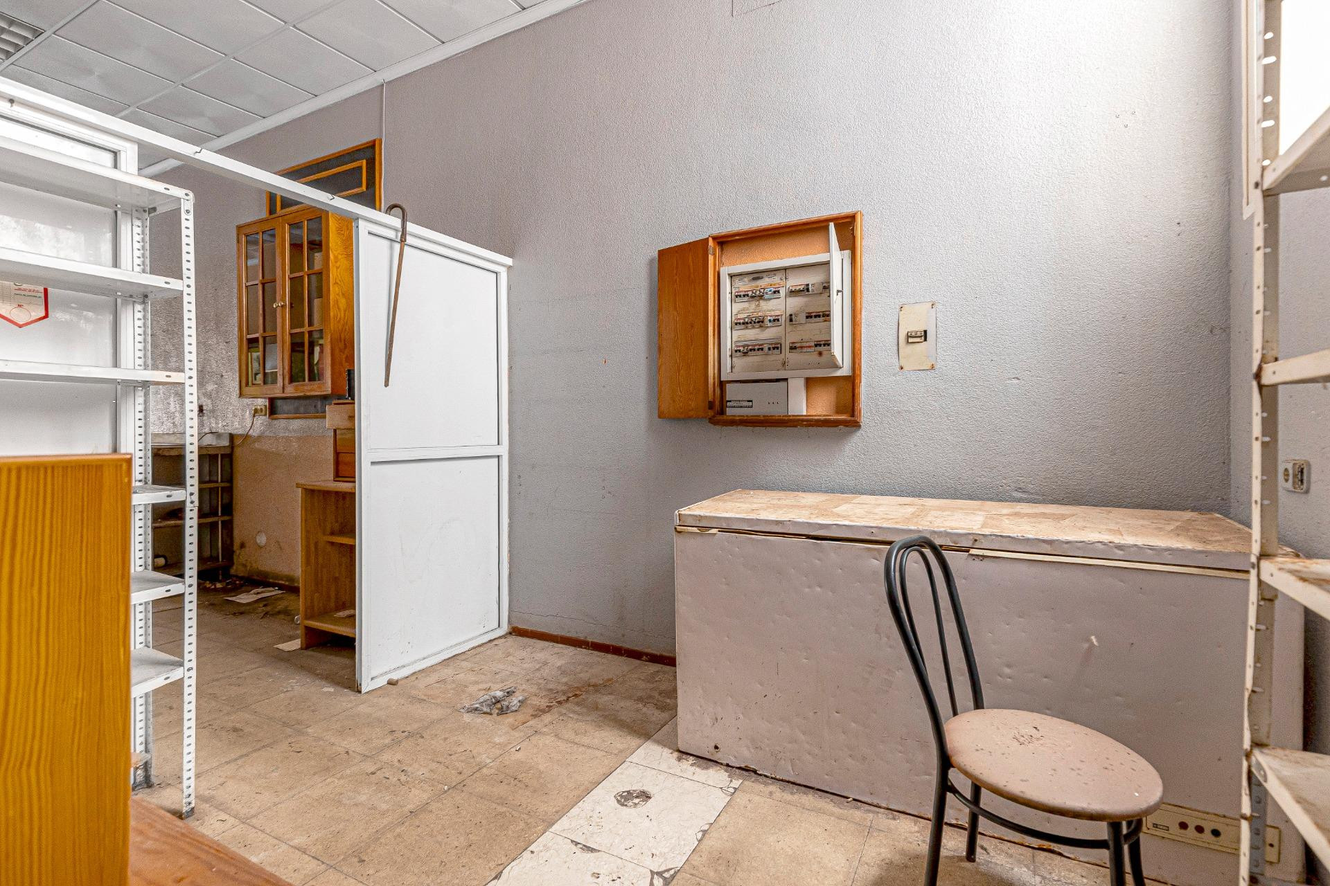 Revente - Commercial - Torrevieja - Playa del cura